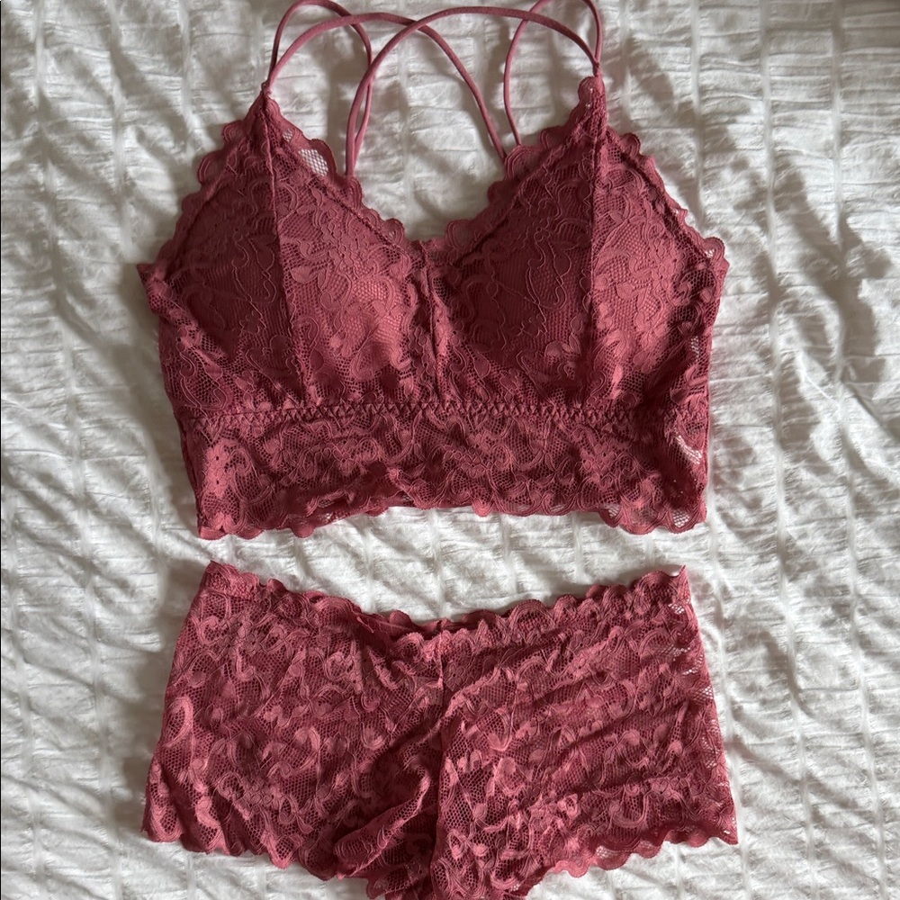 Lace Bralette and Shorts Set - Pink